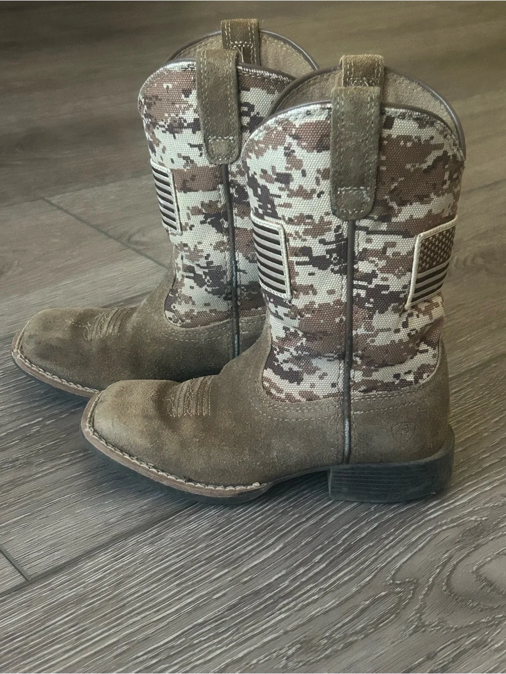 Ariat Youth Patriot Camo American Flag Western Boots Size 10 Leather